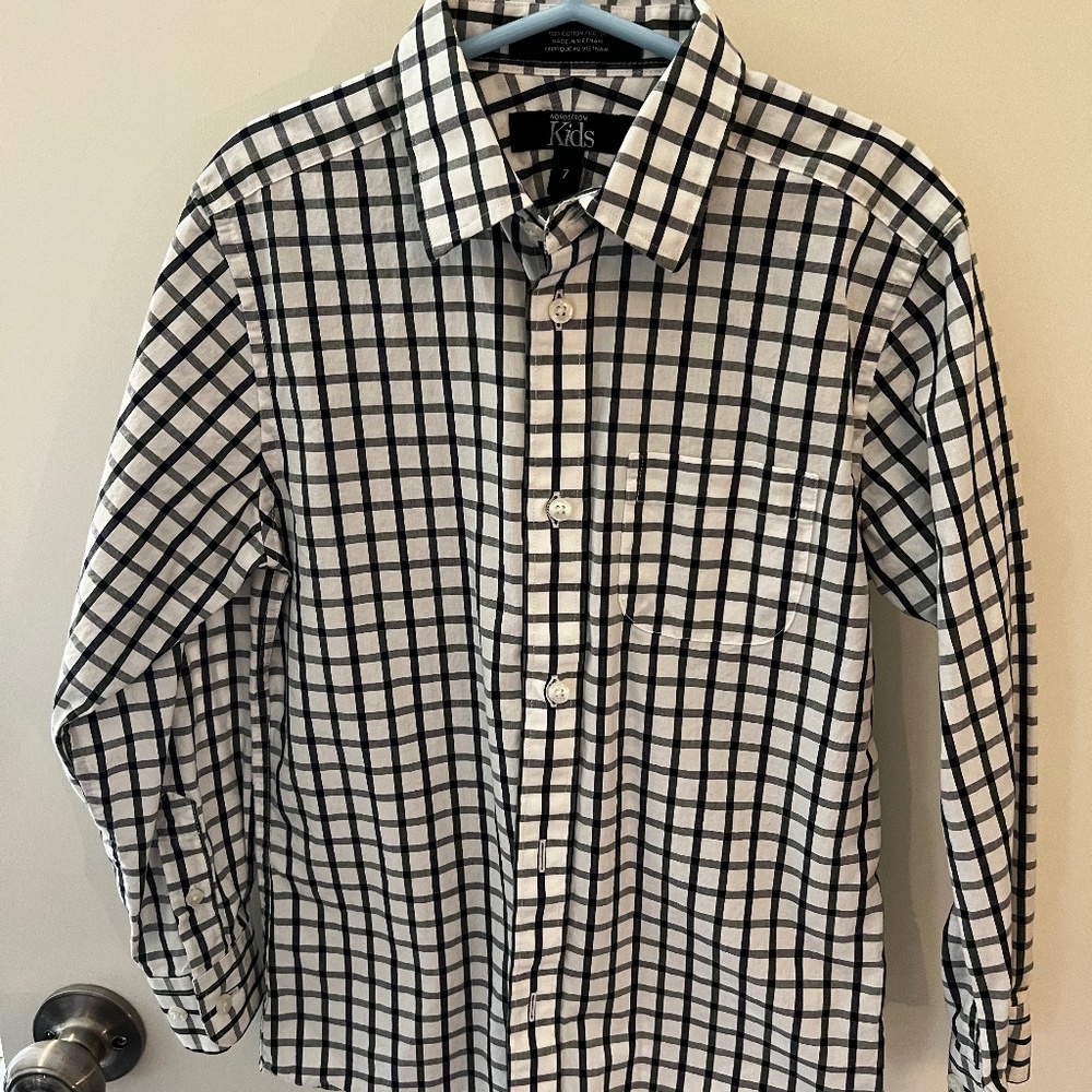 Nordstrom kids- White and Navy plaid dress shirt